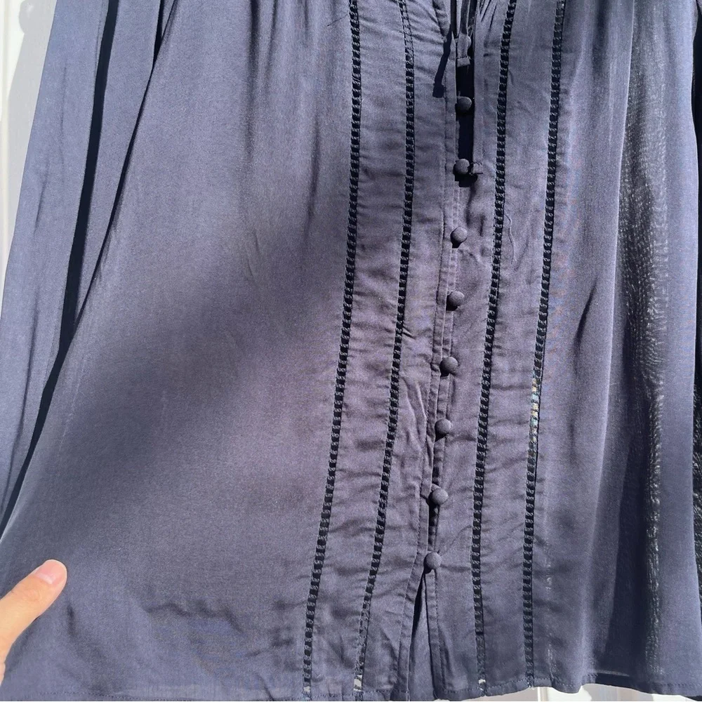 JOHNNY WAS navy blue eyelet lace ruffle‎ long puff sleeve blouse